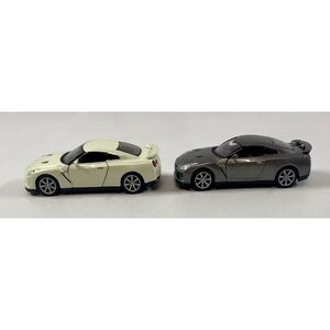 *BRAND NEW* Welly Lot Of 2 Diecast Cars Nissan GT-R Gray White 4.75" Pullback